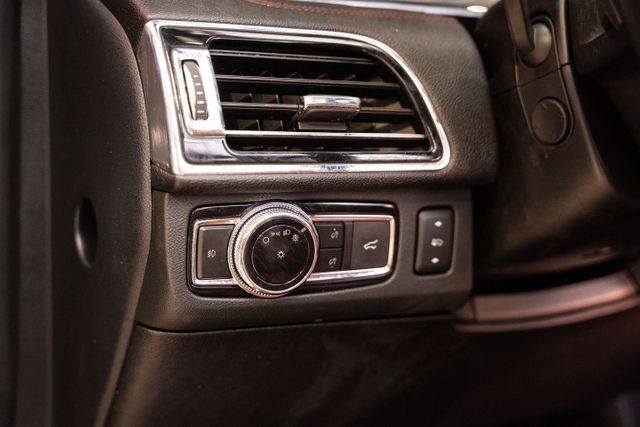 2019 Lincoln Navigator L Reserve | Addison, TX | Mr Car Guys 2019 Lincoln Navigator L Reserve | Addison, TX | Mr Car Guys