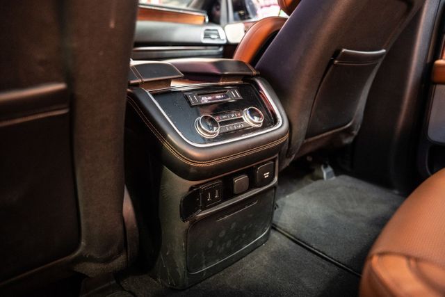 2019 Lincoln Navigator L Reserve | Addison, TX | Mr Car Guys 2019 Lincoln Navigator L Reserve | Addison, TX | Mr Car Guys