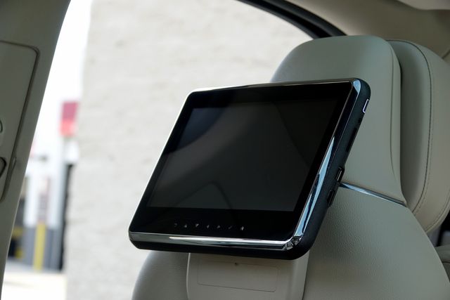 2019 Lincoln Navigator Reserve * 4x4 * DVD * Pano Roof * QUADS * Heads Up