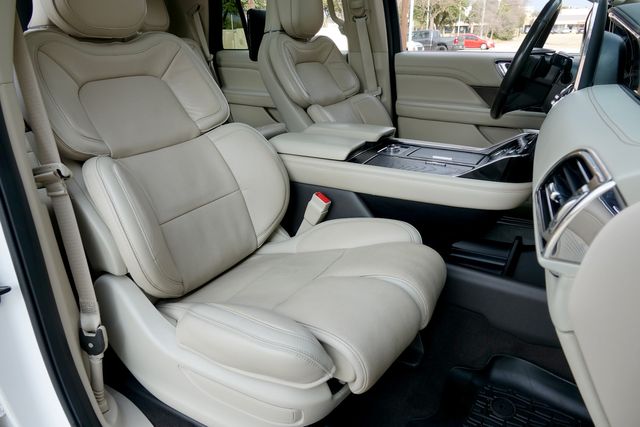 2019 Lincoln Navigator Reserve * 4x4 * DVD * Pano Roof * QUADS * Heads Up