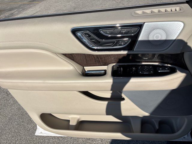 2019 Lincoln Navigator Reserve | San Antonio, TX | Clear Choice Automotive South