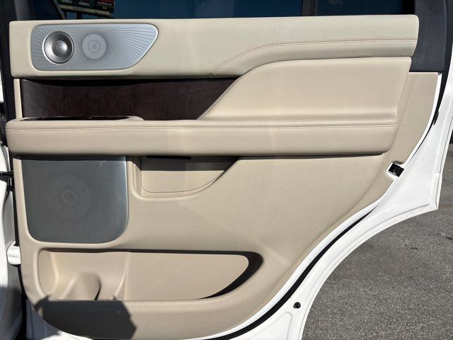 2019 Lincoln Navigator Reserve | San Antonio, TX | Clear Choice Automotive South