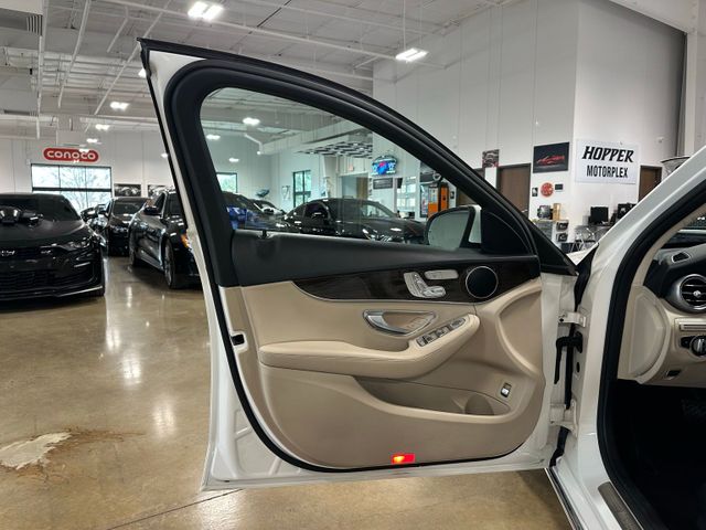 2019 Mercedes-Benz C-Class C 300 Premium Package Keyless Go Rear Camera | Irving, Texas | Hopper Motorplex 2019 Mercedes-Benz C-Class C 300 Premium Package Keyless Go Rear Camera | Irving, Texas | Hopper Motorplex