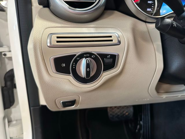 2019 Mercedes-Benz C-Class C 300 Premium Package Keyless Go Rear Camera | Irving, Texas | Hopper Motorplex