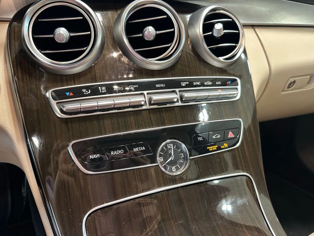 2019 Mercedes-Benz C-Class C 300 Premium Package Keyless Go Rear Camera | Irving, Texas | Hopper Motorplex 2019 Mercedes-Benz C-Class C 300 Premium Package Keyless Go Rear Camera | Irving, Texas | Hopper Motorplex