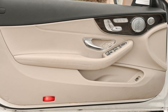 2019 Mercedes-Benz C-Class C 300 Power Top Apple Car/Android Memory Package 2019 Mercedes-Benz C-Class C 300 Power Top Apple Car/Android Memory Package