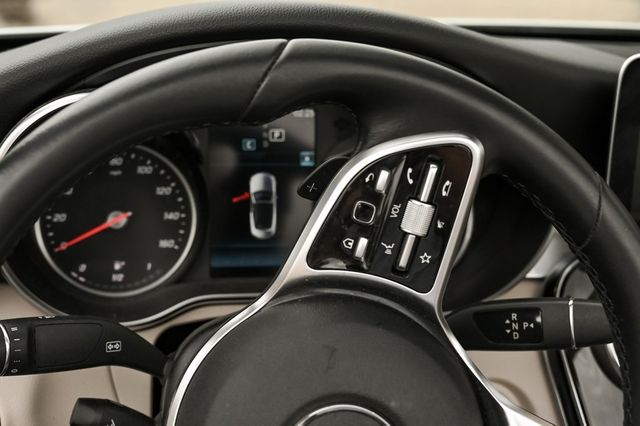 2019 Mercedes-Benz C-Class C 300 Power Top Apple Car/Android Memory Package 2019 Mercedes-Benz C-Class C 300 Power Top Apple Car/Android Memory Package
