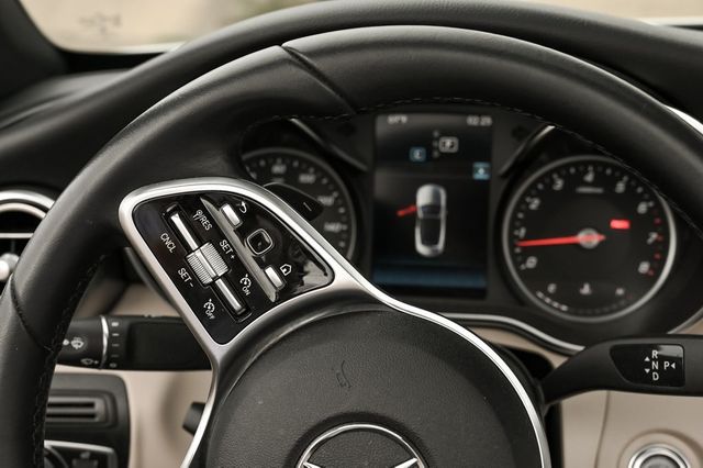 2019 Mercedes-Benz C-Class C 300 Power Top Apple Car/Android Memory Package 2019 Mercedes-Benz C-Class C 300 Power Top Apple Car/Android Memory Package
