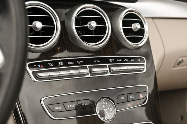2019 Mercedes-Benz C-Class C 300 Power Top Apple Car/Android Memory Package 2019 Mercedes-Benz C-Class C 300 Power Top Apple Car/Android Memory Package