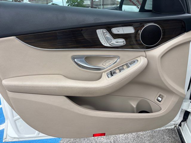 2019 Mercedes-Benz C-Class C 300 | San Antonio, TX | Clear Choice Automotive South 2019 Mercedes-Benz C-Class C 300 | San Antonio, TX | Clear Choice Automotive South