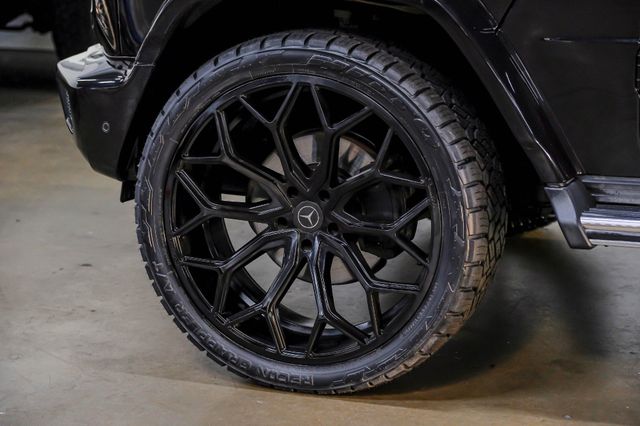 2019 Mercedes-Benz G 550 4MATIC AMG Line NIGHT PKG. 24" Gianelle 33" NITTO | Dallas, TX | East Dallas Diesel
