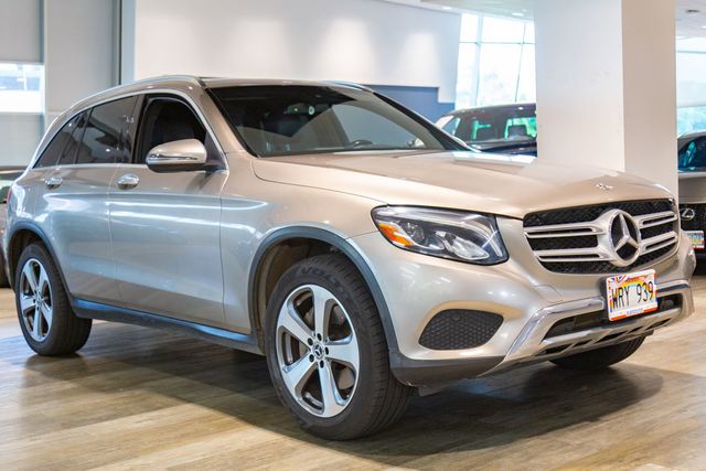 2019 Mercedes-Benz GLC 300 Premium Package Smartphone Integration Package Panorama Roof