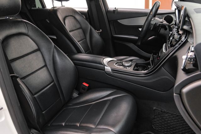 2019 Mercedes-Benz GLC 300 | Addison, TX | Addison Autoplex 2019 Mercedes-Benz GLC 300 | Addison, TX | Addison Autoplex