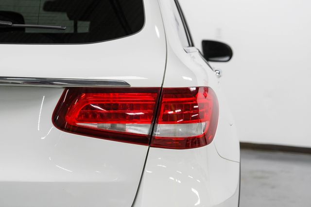 2019 Mercedes-Benz GLC 300 | Addison, TX | Addison Autoplex 2019 Mercedes-Benz GLC 300 | Addison, TX | Addison Autoplex