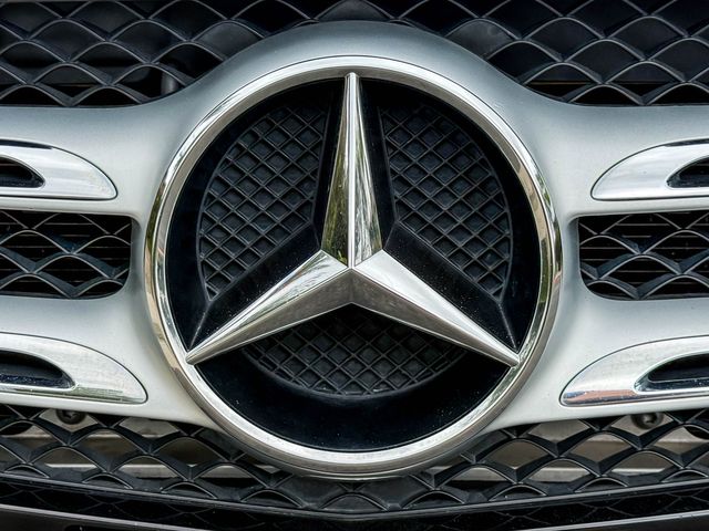 2019 Mercedes-Benz GLC 300 | Agoura Hills, CA | SoCal Auto Group 2019 Mercedes-Benz GLC 300 | Agoura Hills, CA | SoCal Auto Group
