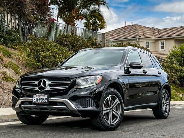 2019 Mercedes-Benz GLC 300 | Agoura Hills, CA | SoCal Auto Group 2019 Mercedes-Benz GLC 300 | Agoura Hills, CA | SoCal Auto Group