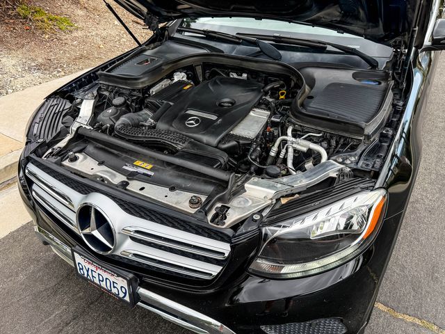 2019 Mercedes-Benz GLC 300 | Agoura Hills, CA | SoCal Auto Group 2019 Mercedes-Benz GLC 300 | Agoura Hills, CA | SoCal Auto Group