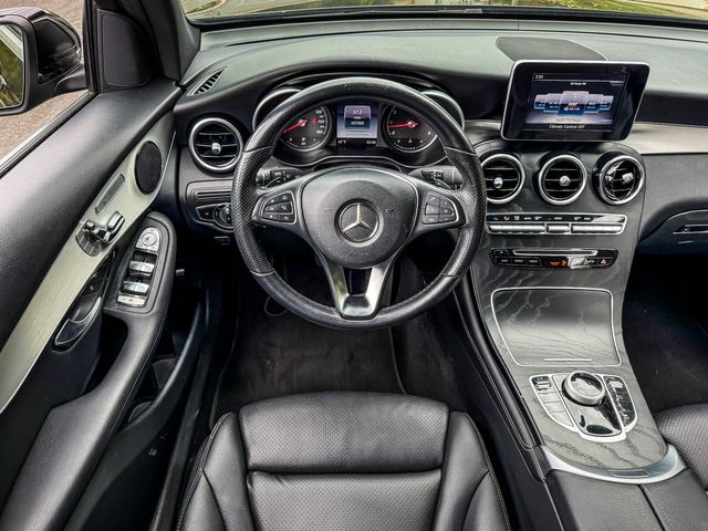 2019 Mercedes-Benz GLC 300 | Agoura Hills, CA | SoCal Auto Group 2019 Mercedes-Benz GLC 300 | Agoura Hills, CA | SoCal Auto Group