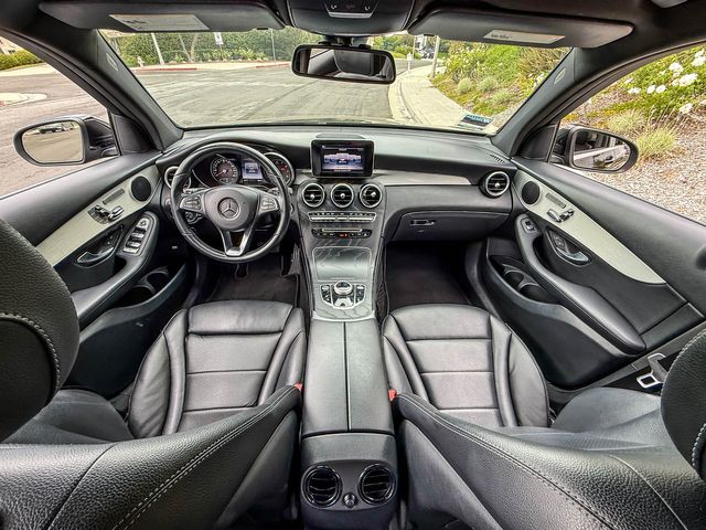 2019 Mercedes-Benz GLC 300 | Agoura Hills, CA | SoCal Auto Group 2019 Mercedes-Benz GLC 300 | Agoura Hills, CA | SoCal Auto Group