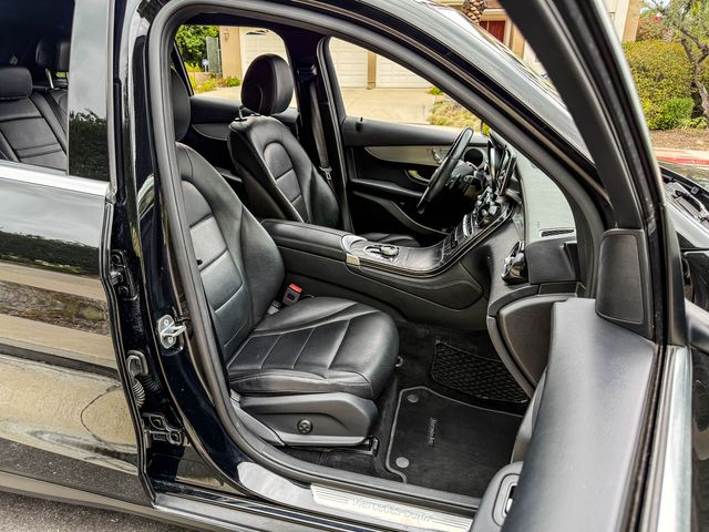2019 Mercedes-Benz GLC 300 | Agoura Hills, CA | SoCal Auto Group