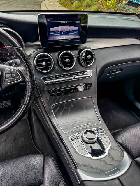 2019 Mercedes-Benz GLC 300 | Agoura Hills, CA | SoCal Auto Group