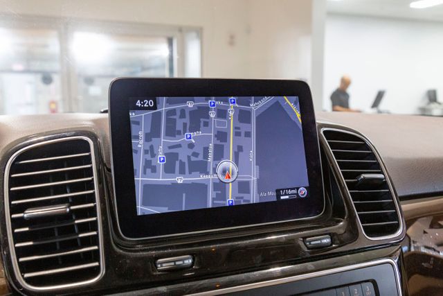 2019 Mercedes-Benz GLE 400 Premium 1