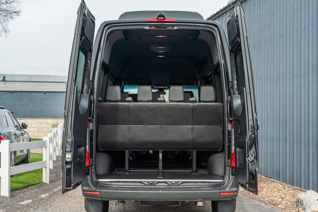 2019 Mercedes-Benz Sprinter 2500 HIGH ROOF 144" WB / 12 PASSENGER / ONE OWNER | Austin, TX | Rocky Mountain Truck Stop Austin