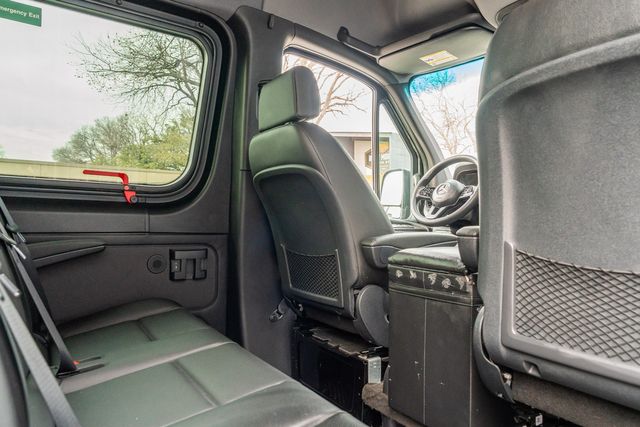 2019 Mercedes-Benz Sprinter 2500 HIGH ROOF 144" WB / 12 PASSENGER / ONE OWNER | Austin, TX | Rocky Mountain Truck Stop Austin