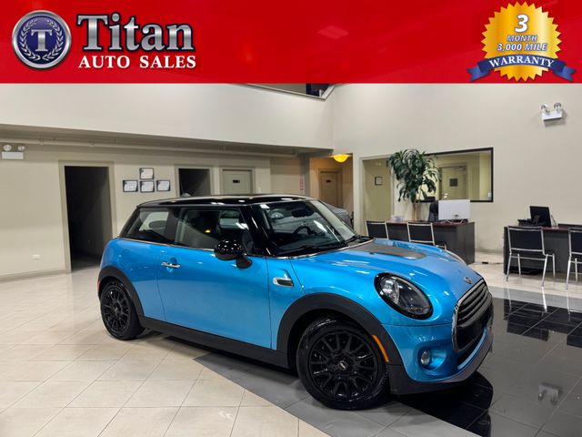 2019 Mini Hardtop 2 Door Classic | Worth, IL | Titan Auto Sales