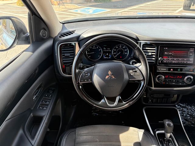 2019 Mitsubishi Outlander SE