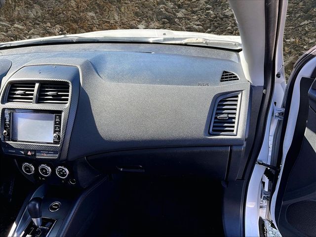 2019 Mitsubishi Outlander Sport LE