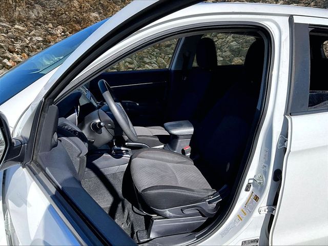 2019 Mitsubishi Outlander Sport LE