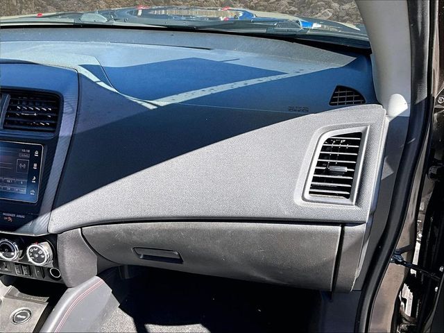 2019 Mitsubishi Outlander Sport LE