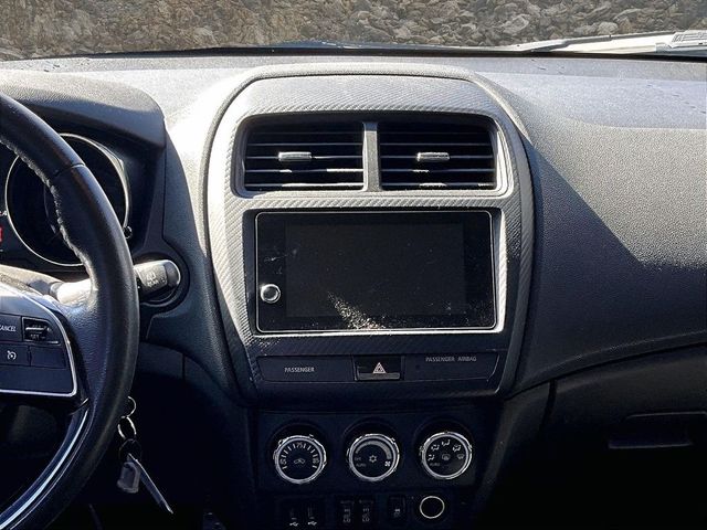 2019 Mitsubishi Outlander Sport LE