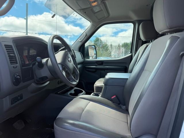 2019 Nissan NV 2500 HD S