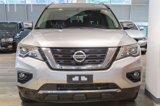 2019 Nissan Pathfinder 4WD 3rd row SV