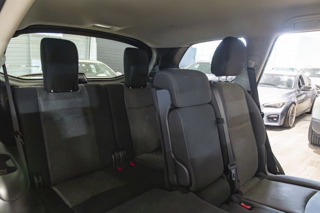 2019 Nissan Pathfinder 4WD 3rd row SV