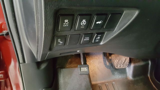 2019 Nissan Pathfinder SL | Carrollton, TX | Legend Motorcars of Carrollton 2019 Nissan Pathfinder SL | Carrollton, TX | Legend Motorcars of Carrollton