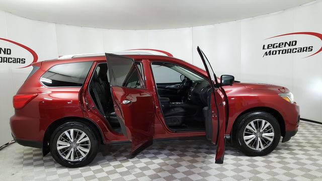 2019 Nissan Pathfinder SL | Carrollton, TX | Legend Motorcars of Carrollton