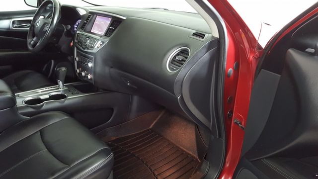 2019 Nissan Pathfinder SL | Carrollton, TX | Legend Motorcars of Carrollton