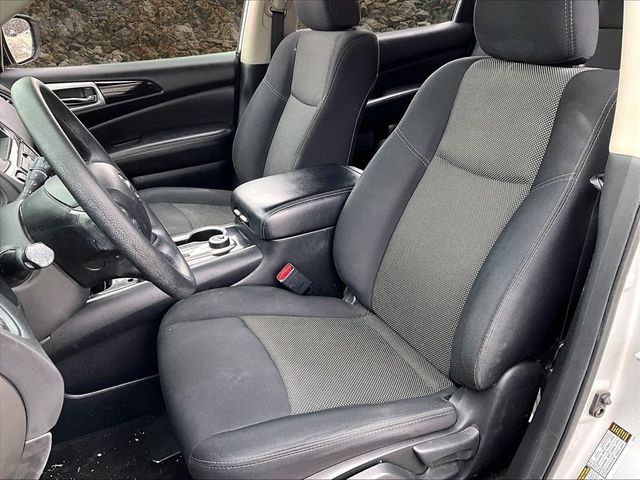 2019 Nissan Pathfinder S