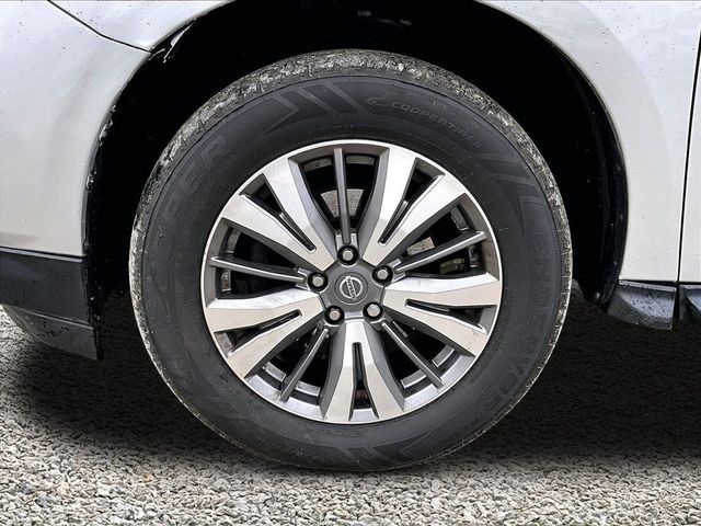 2019 Nissan Pathfinder S