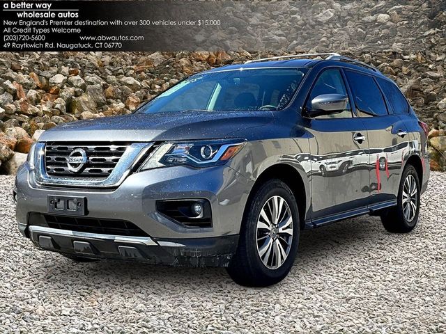 2019 Nissan Pathfinder SV | Naugatuck, Connecticut | A Better Way Wholesale Autos-CT