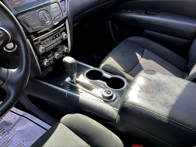 2019 Nissan Pathfinder SV