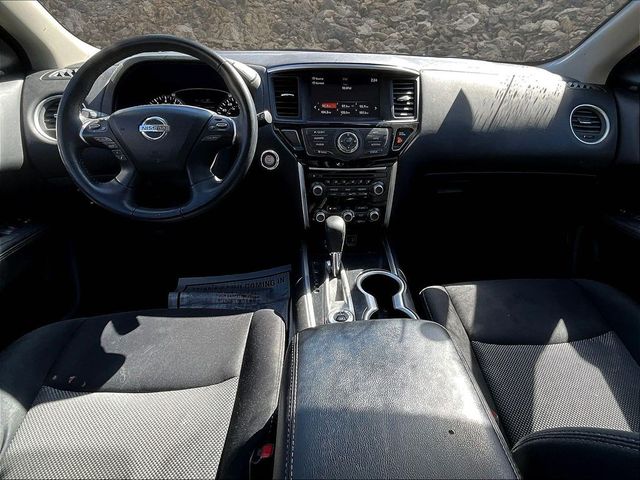 2019 Nissan Pathfinder SV