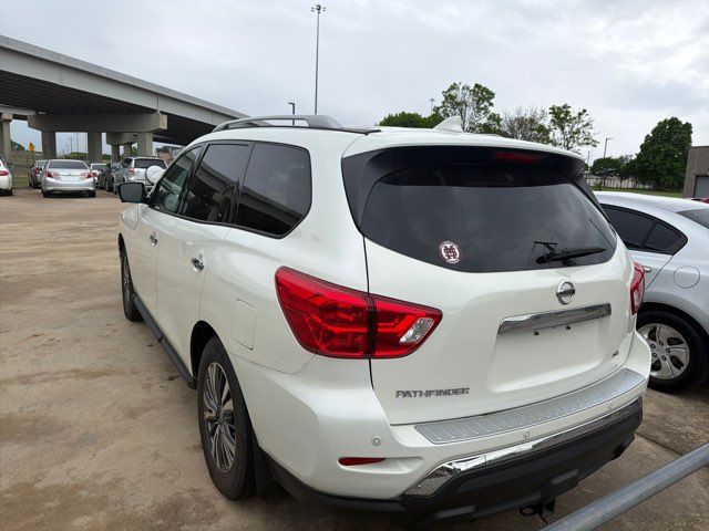 2019 Nissan Pathfinder SL