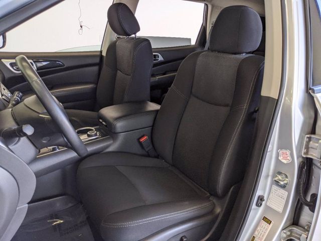 2019 Nissan Pathfinder SV