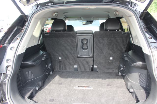 2019 Nissan Rogue SL | Granite City, Illinois | MasterCars Company Inc. 2019 Nissan Rogue SL | Granite City, Illinois | MasterCars Company Inc.