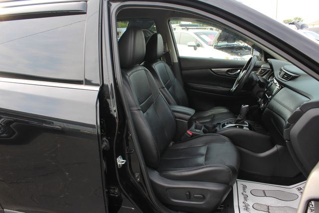 2019 Nissan Rogue SL | Granite City, Illinois | MasterCars Company Inc. 2019 Nissan Rogue SL | Granite City, Illinois | MasterCars Company Inc.