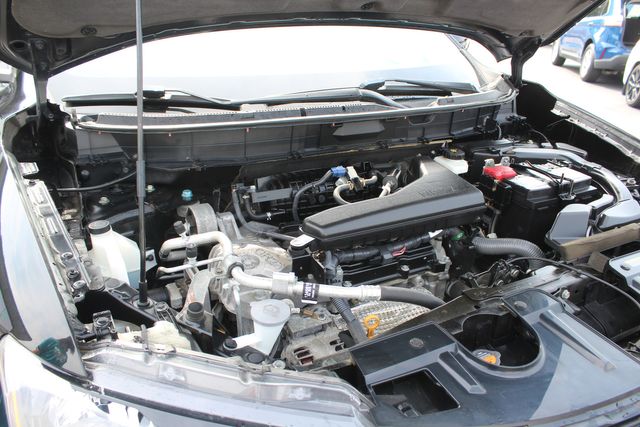 2019 Nissan Rogue SL | Granite City, Illinois | MasterCars Company Inc. 2019 Nissan Rogue SL | Granite City, Illinois | MasterCars Company Inc.